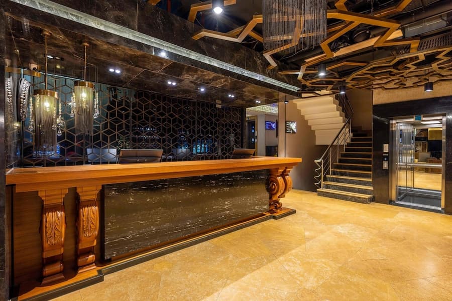 AHC Old City Hotel
