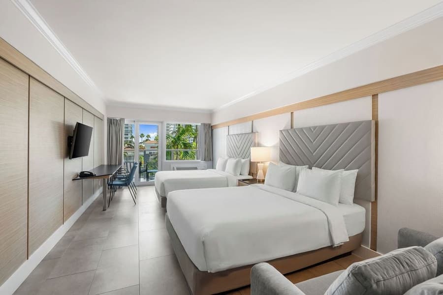 The Garden Hotel & Resort