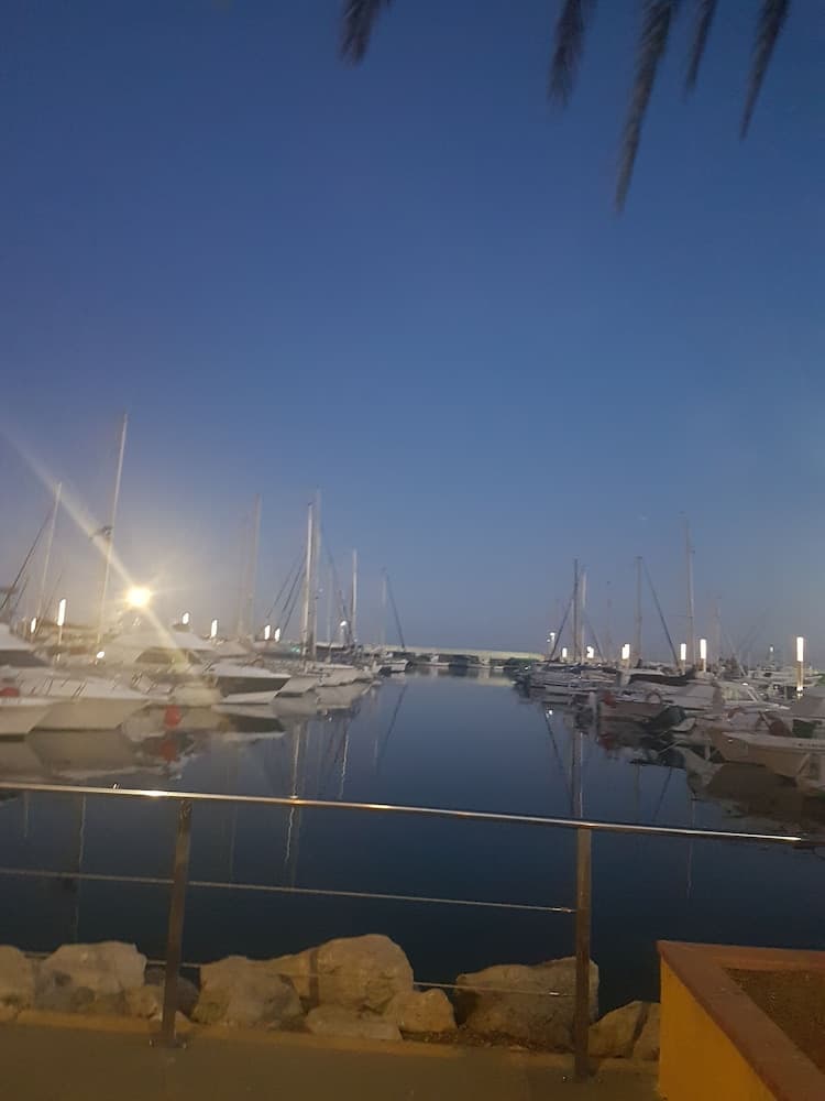 Hotel Mainake