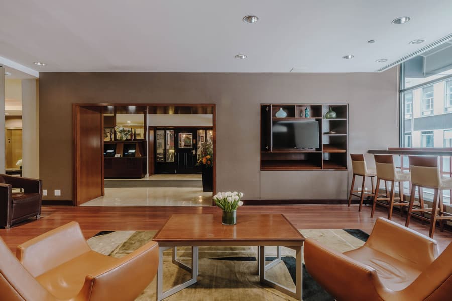 Club Quarters Hotel, Central Loop, Chicago
