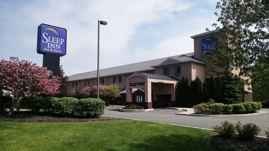 Sleep Inn & Suites Queensbury - Lake George