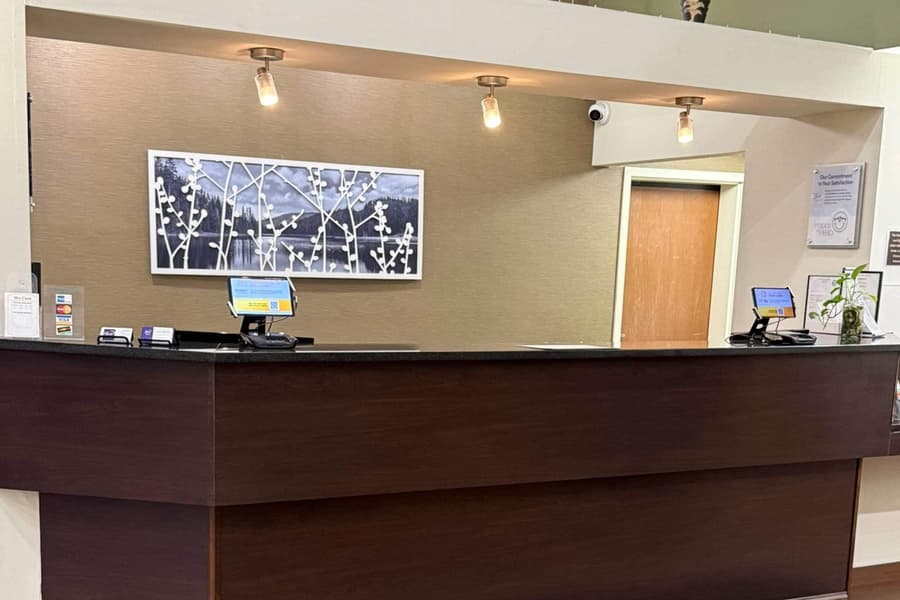 Sleep Inn & Suites Queensbury - Lake George