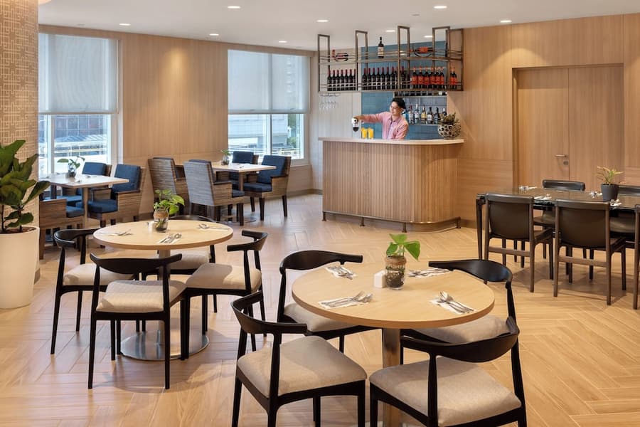 Grand Mercure Singapore Roxy