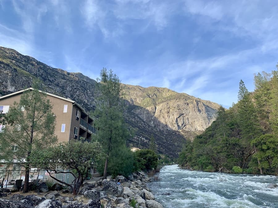 Yosemite View Lodge