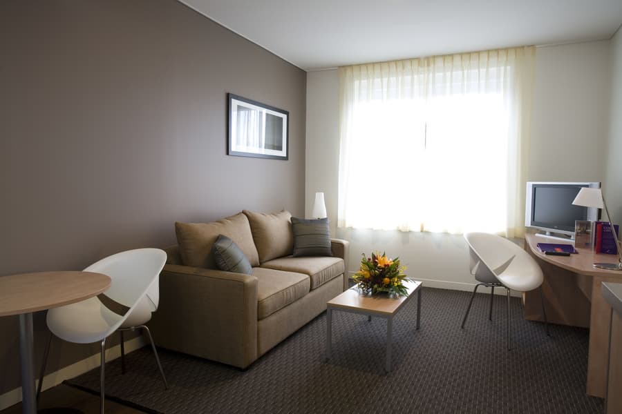 ibis Melbourne Hotel and Apartments