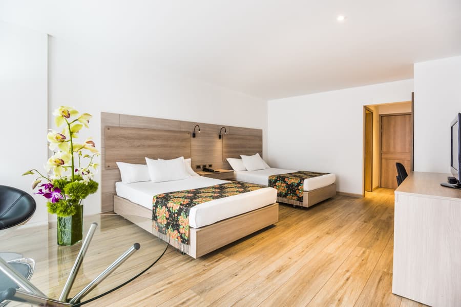 Hotel Rosales Plaza