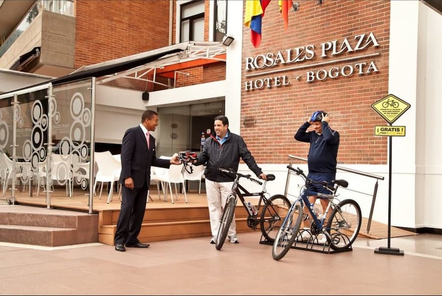 Hotel Rosales Plaza