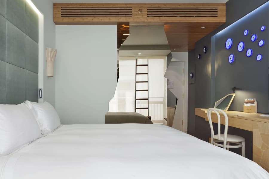 New Hotel