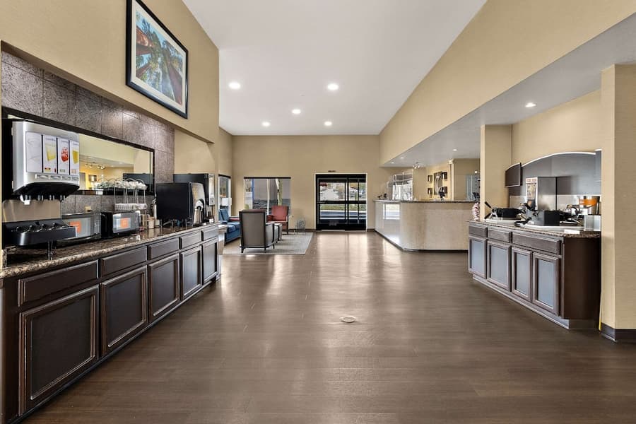 Comfort Inn & Suites Sequoia/Kings Canyon