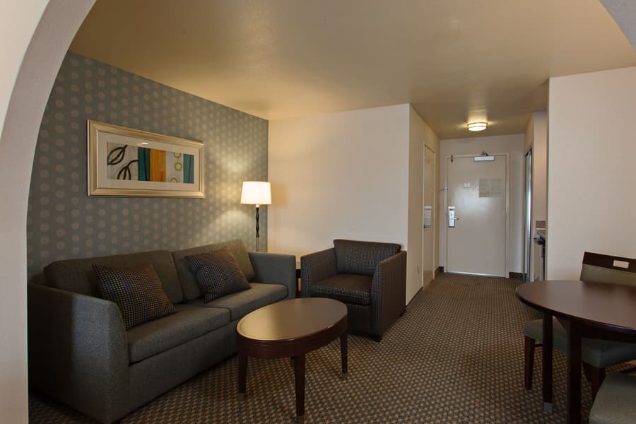 Holiday Inn Express Hotel & Suites Hermosa Beach by IHG