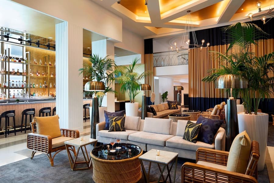 Cadillac Hotel & Beach Club, Autograph Collection