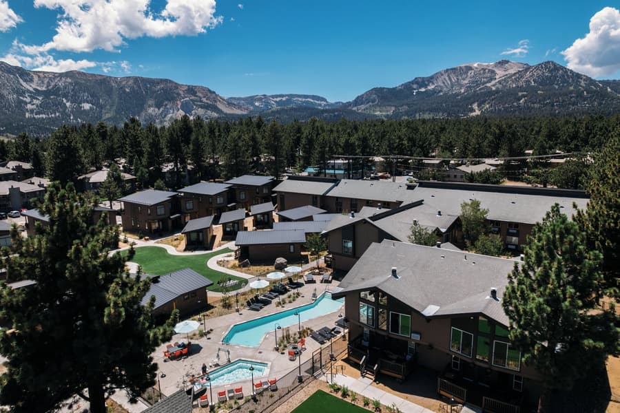 Outbound Mammoth