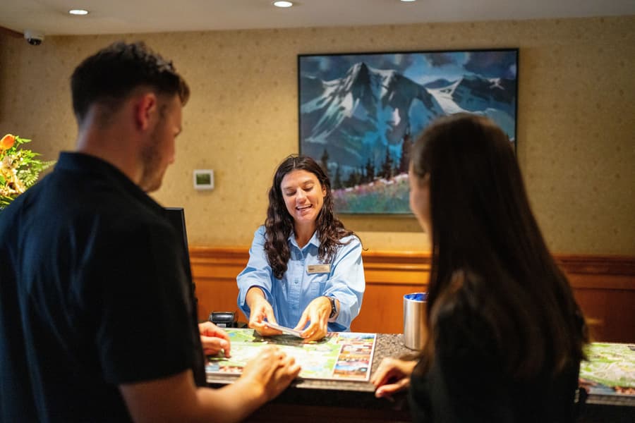 Whistler Village Inn And Suites