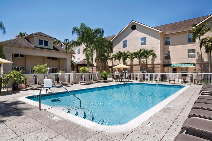 Homewood Suites by Hilton - Fort Myers
