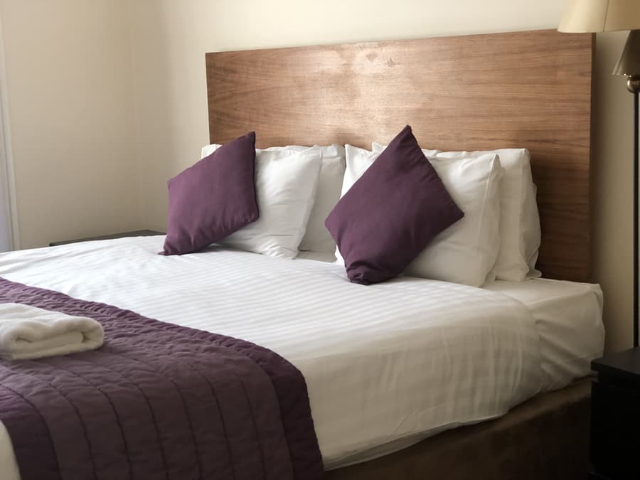 Cairn Hotel