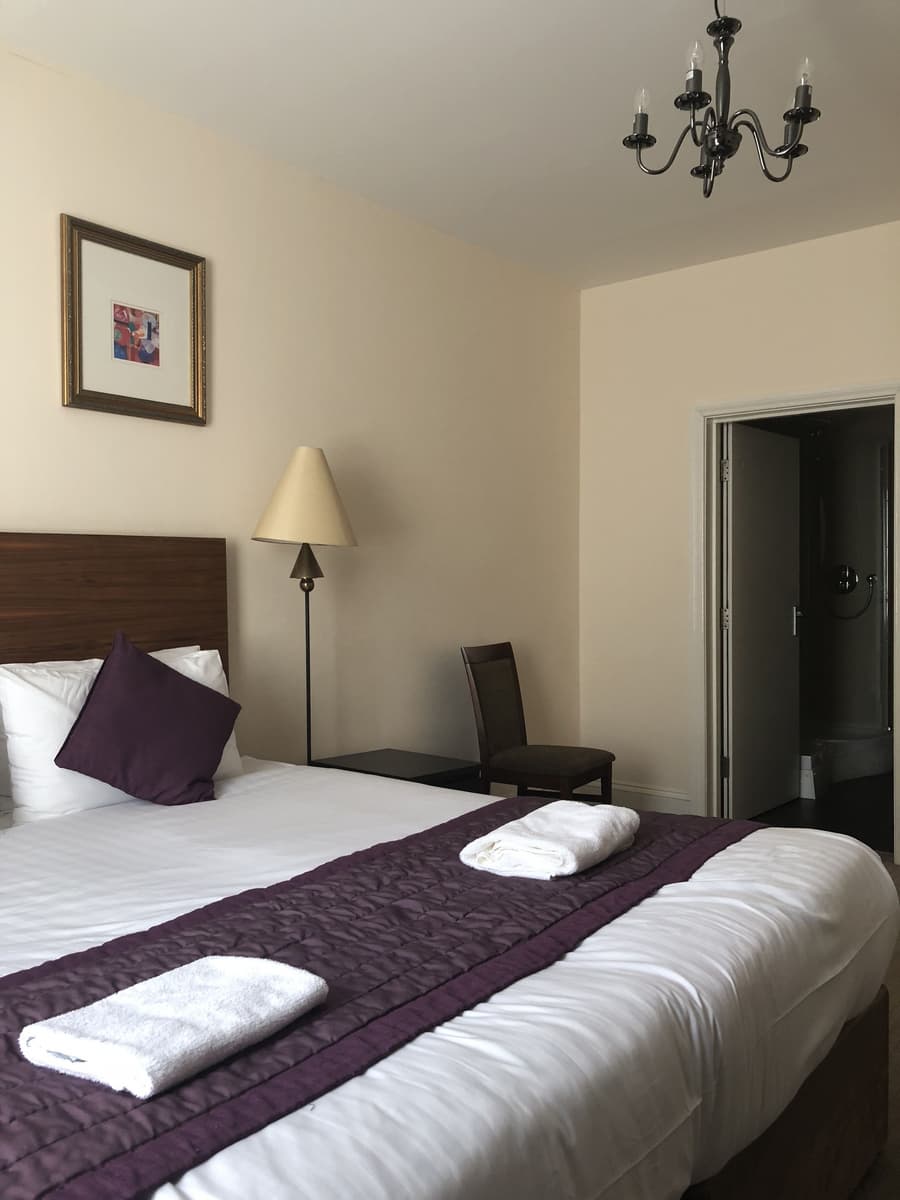 Cairn Hotel