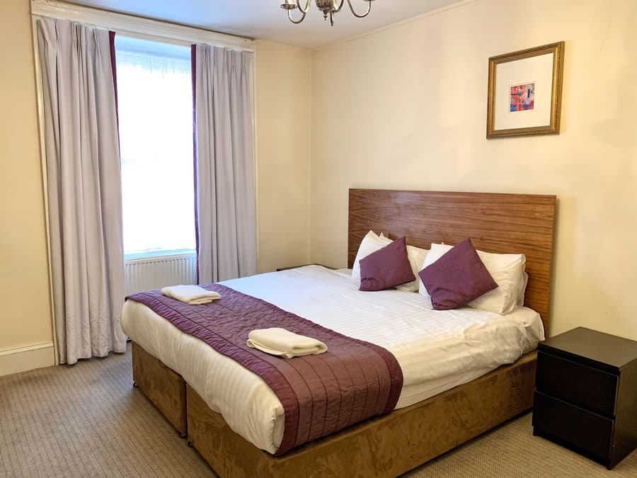 Cairn Hotel