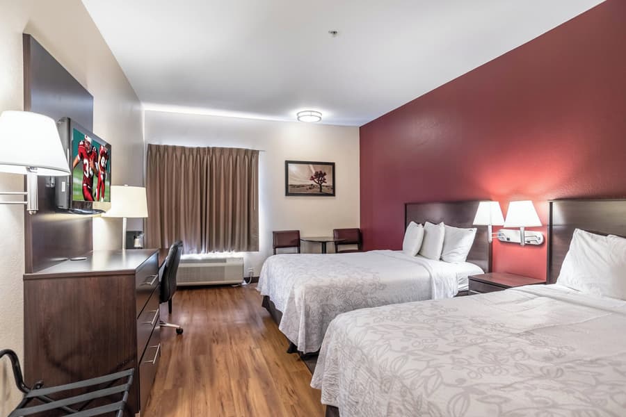 Red Roof Inn PLUS+ San Antonio Downtown - Riverwalk