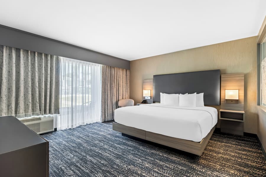 Hourglass Hotel, Trademark Collection by Wyndham
