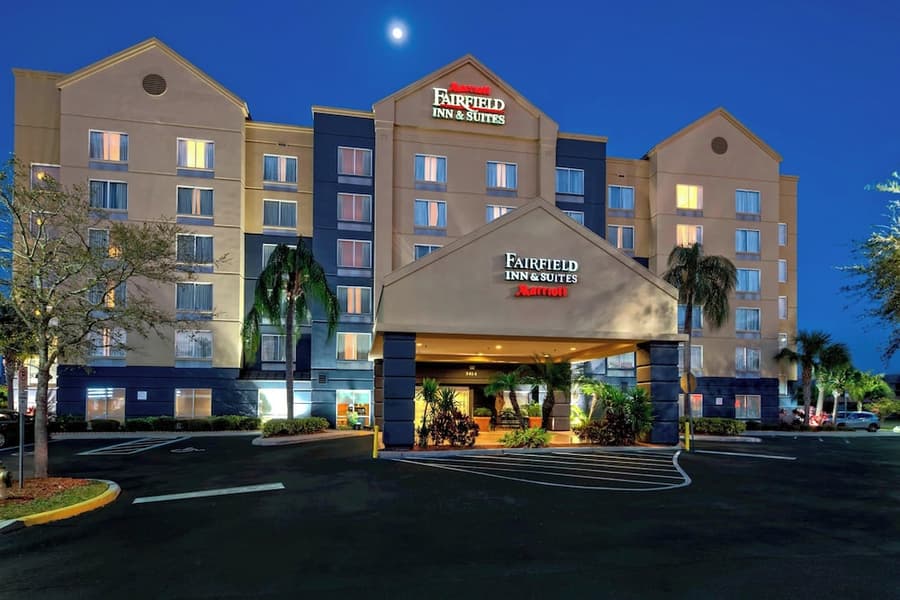Fairfield Inn & Suites by Marriott Near Universal Orlando