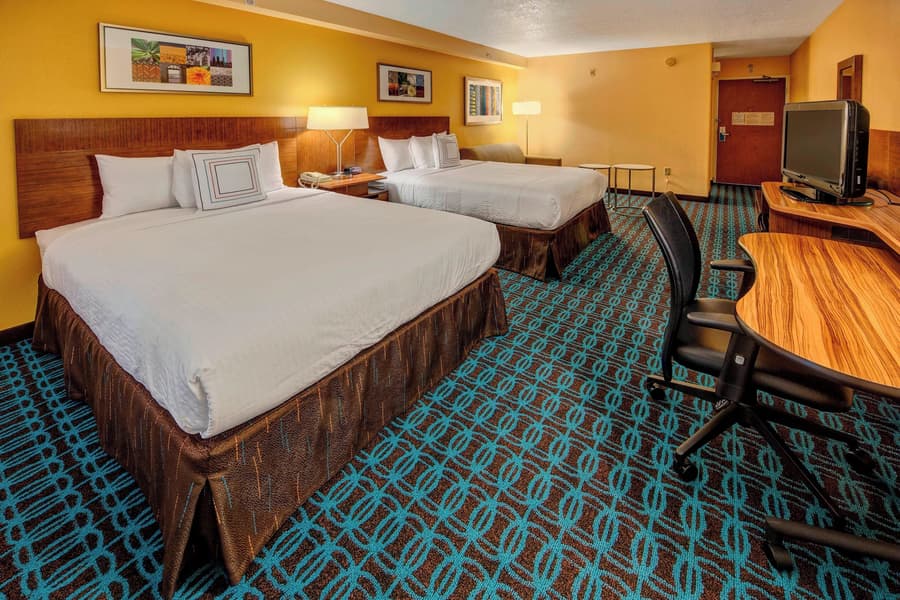 Fairfield Inn & Suites by Marriott Near Universal Orlando