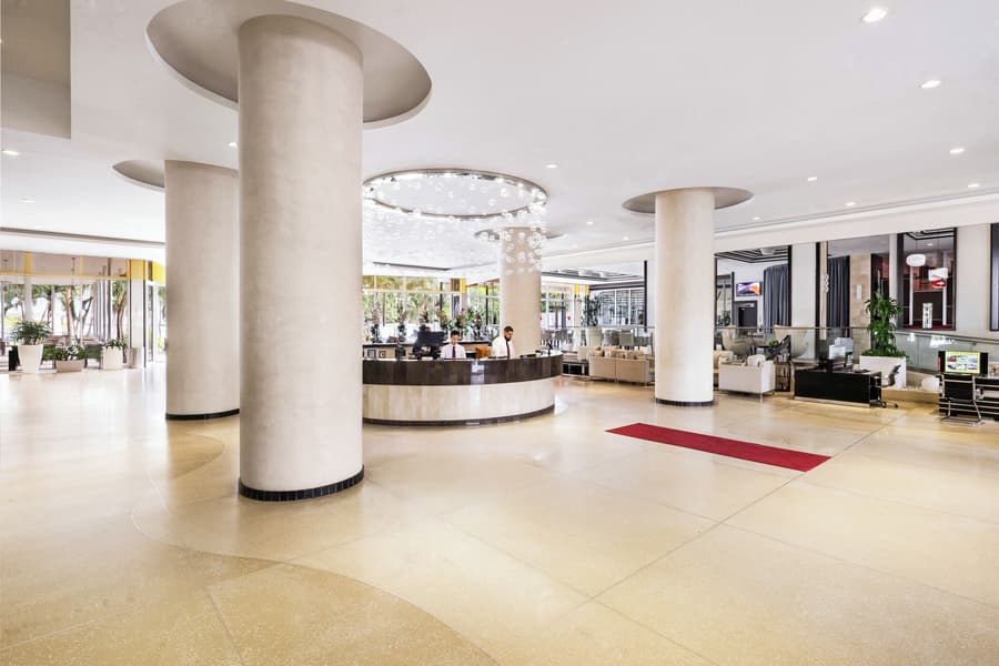 Hotel Riu Plaza Miami Beach