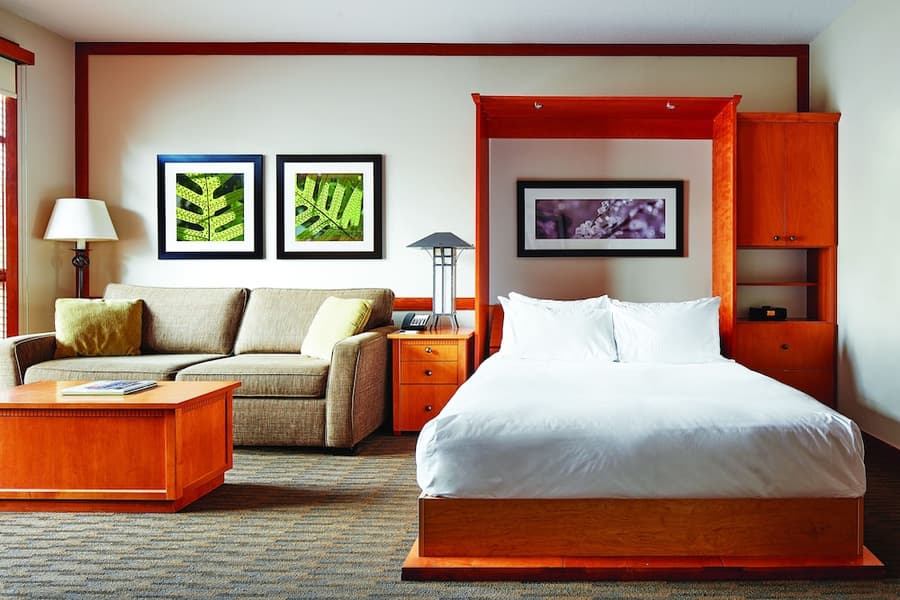 Pan Pacific Whistler Mountainside