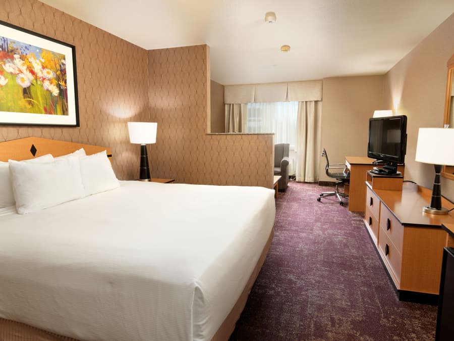 Crystal Inn Hotel & Suites West Valley City