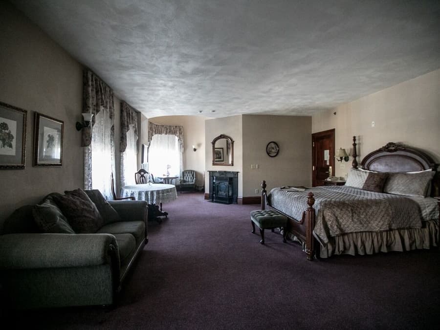 Hotel Ruby Marie
