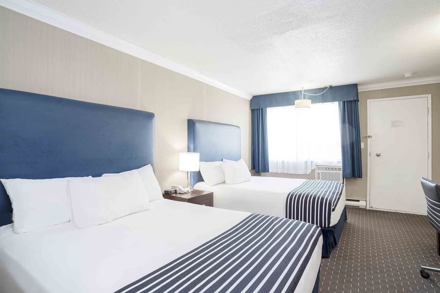 Sandman Inn Blue River