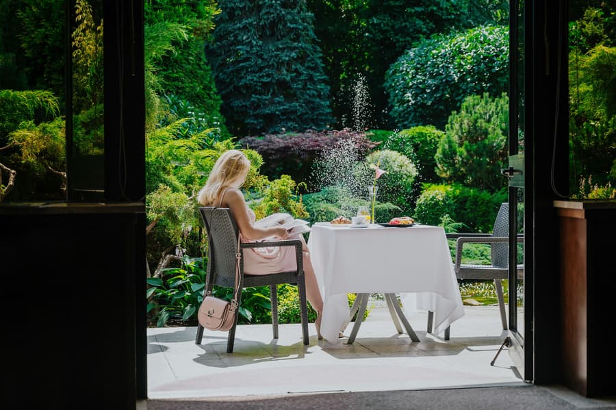 Booking Hotel & Spa
