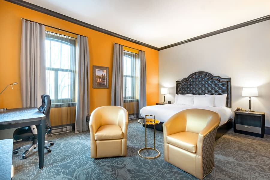 Hotel Clarendon