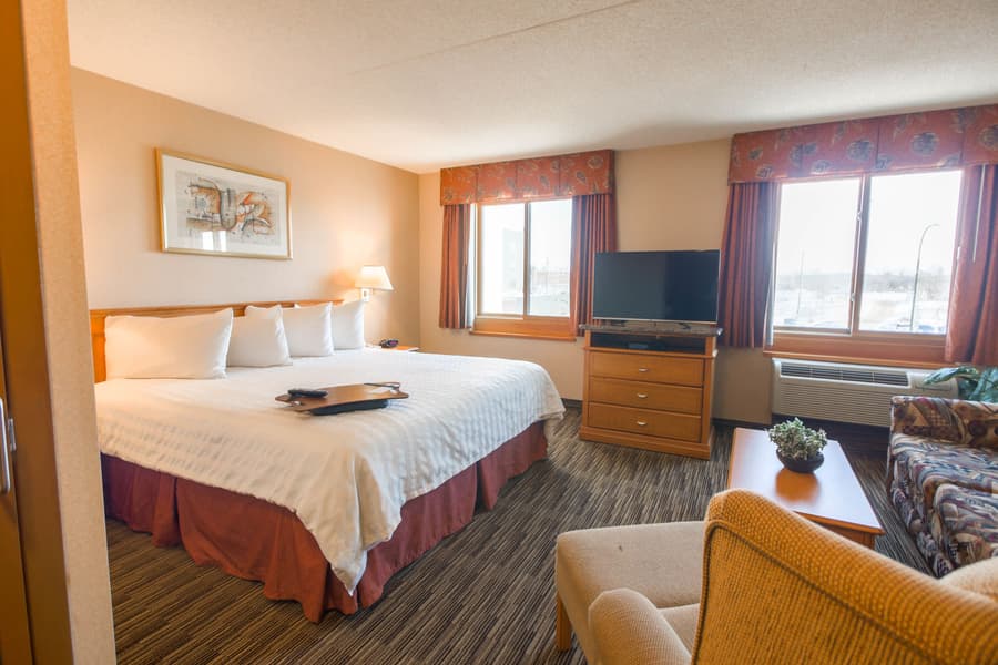 Humphry Inn & Suites