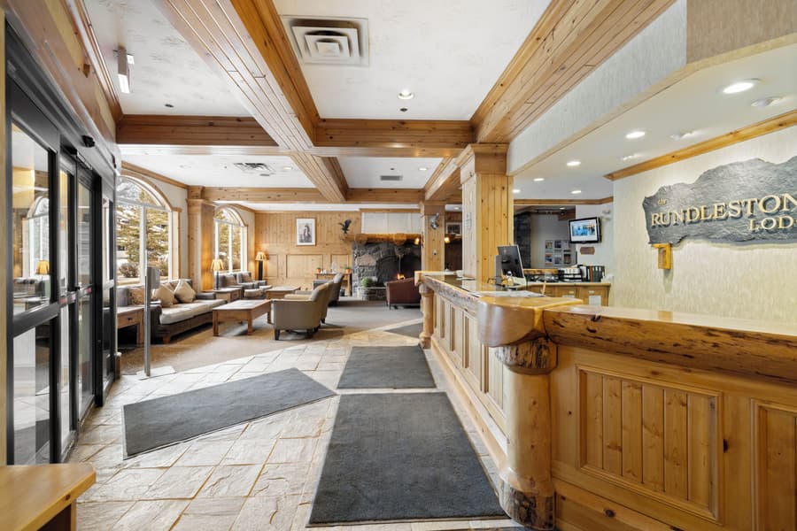 Rundlestone Lodge