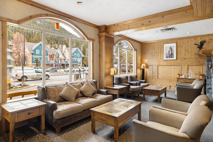 Rundlestone Lodge