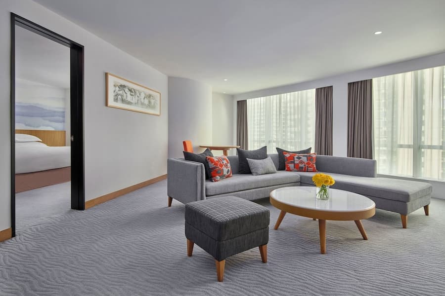 Crowne Plaza Zhuhai City Center by IHG