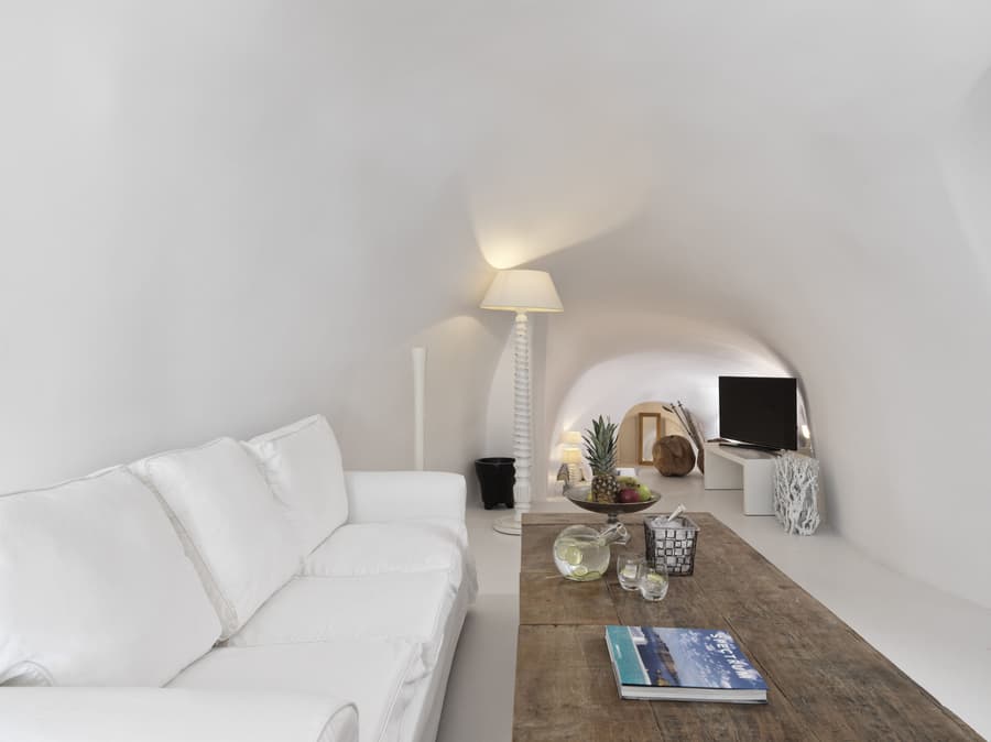 Katikies Chromata Santorini - The Leading Hotels of the World