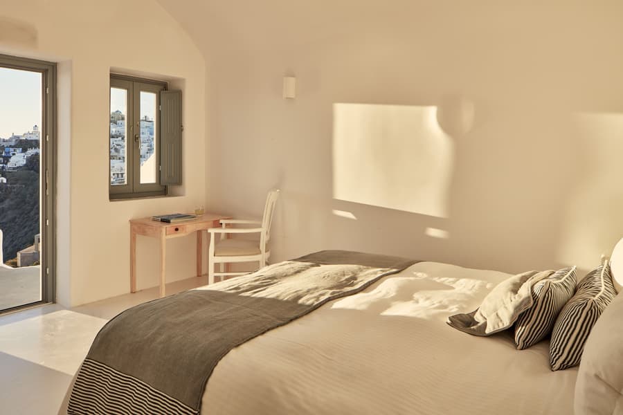 Katikies Chromata Santorini - The Leading Hotels of the World