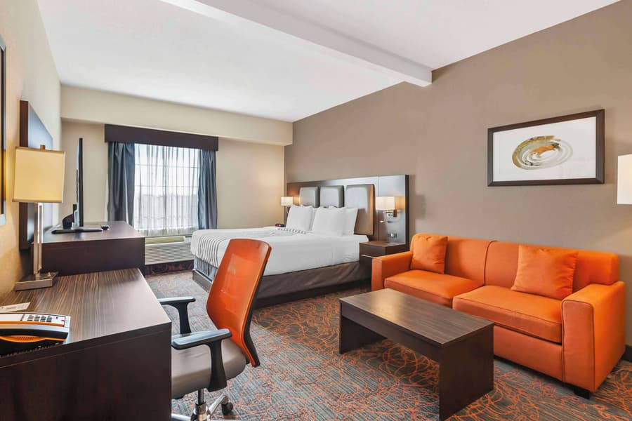 Best Western Plus Executive Inn