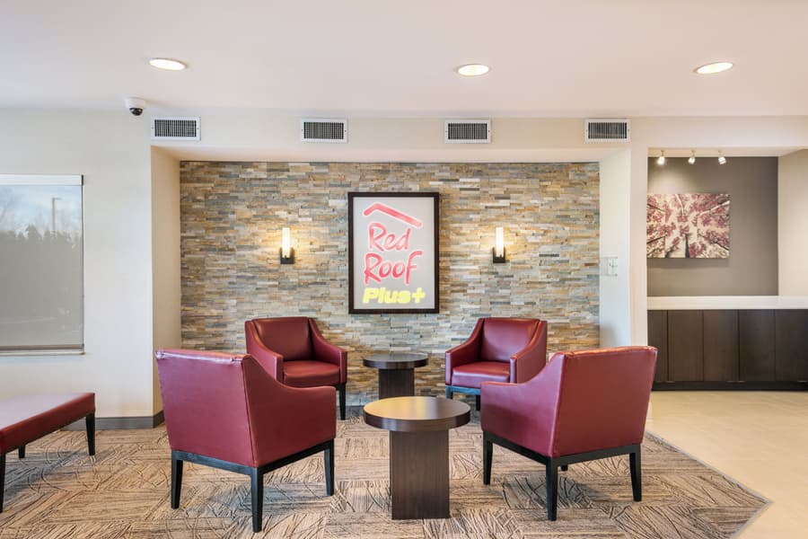 Red Roof Inn PLUS+ Boston - Logan