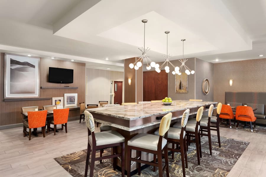 Hampton Inn & Suites Denver - Cherry Creek