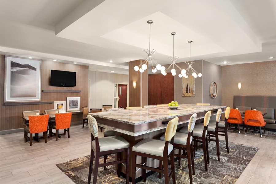 Hampton Inn & Suites Denver - Cherry Creek
