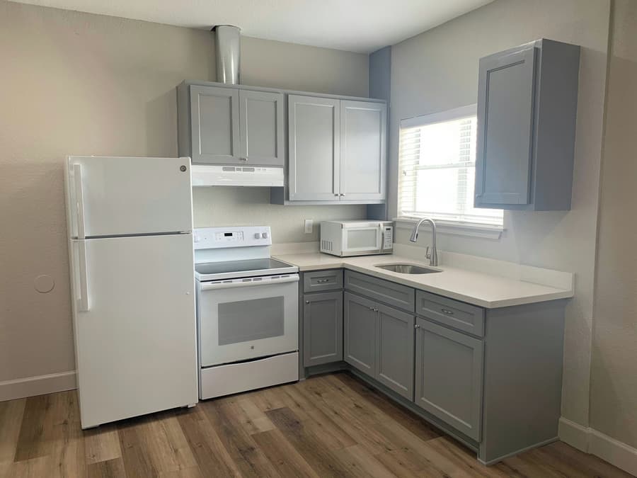 Red Roof Inn PLUS+ Galveston - Beachfront