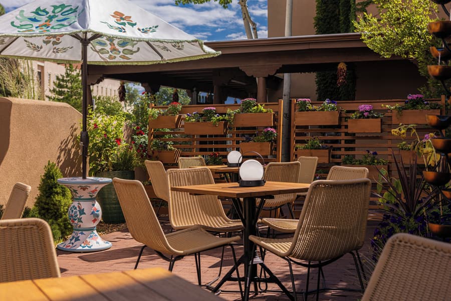 Piñon Court By La Fonda