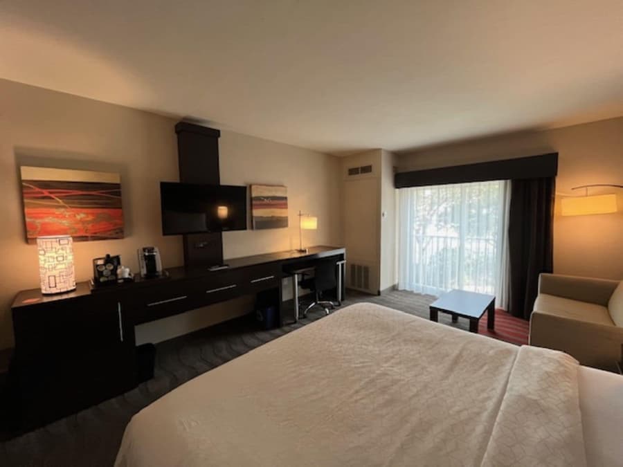 Holiday Inn Express Hotel Naples Downtown - 5th Avenue
