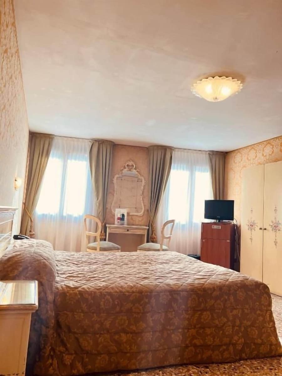 Hotel Canal