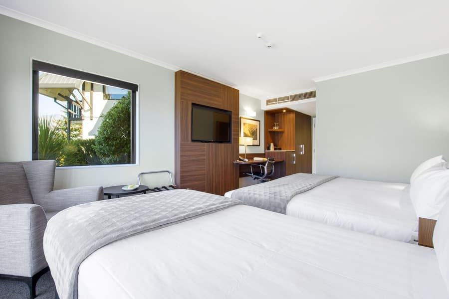 Holiday Inn Queenstown Frankton Road by IHG