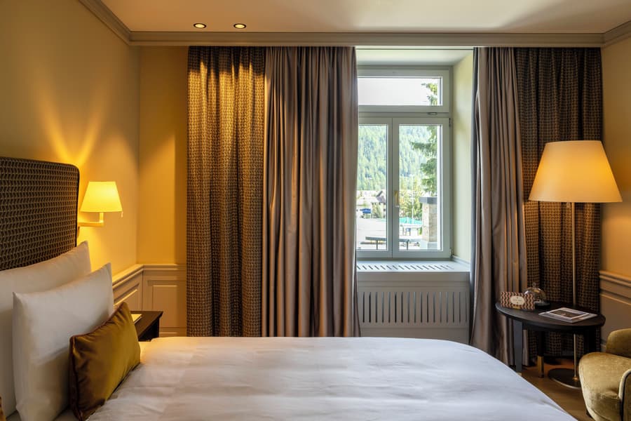 Cresta Palace