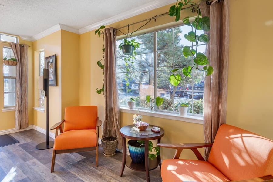 Suburban Studios Albuquerque Uptown