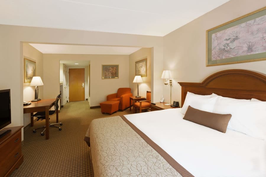 Wingate by Wyndham Charlotte Airport I-85/I-485